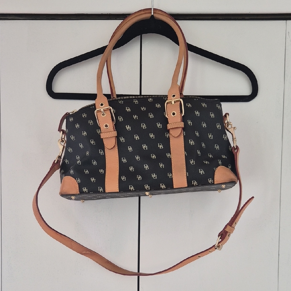 Stylish Black and Tan Handbag